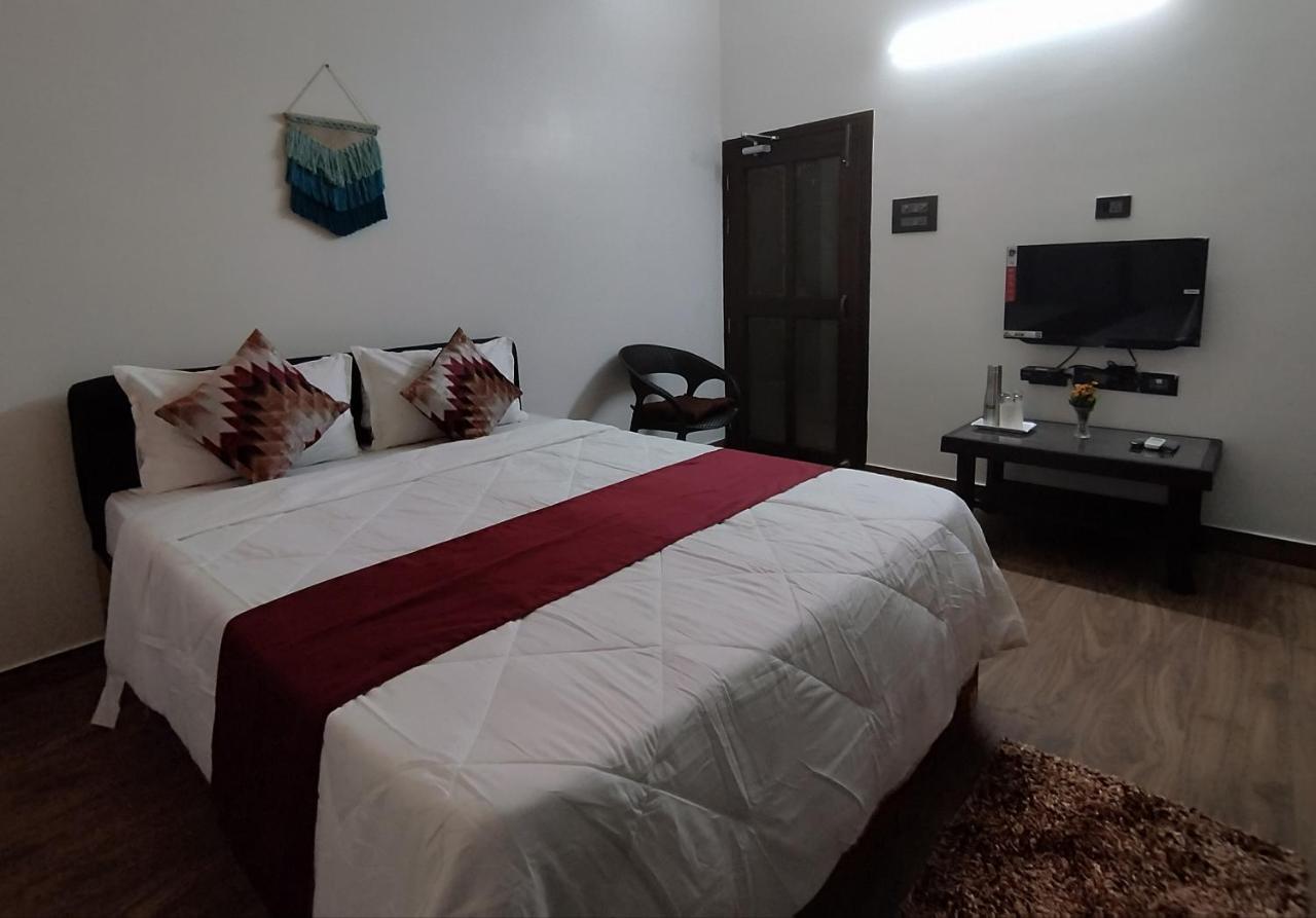 Jubels Homestay グワーハーティー エクステリア 写真